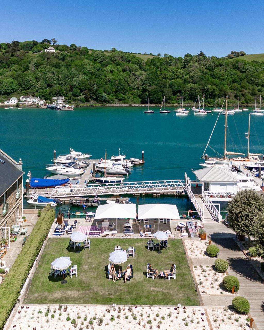 Dart Marina Hotel 4*